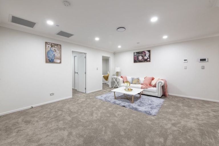 Photo of property in 46 Tir Conaill Avenue, Flat Bush, Auckland, 2019