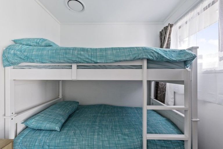 Photo of property in 7 Pukehina Parade, Pukehina, Te Puke, 3189