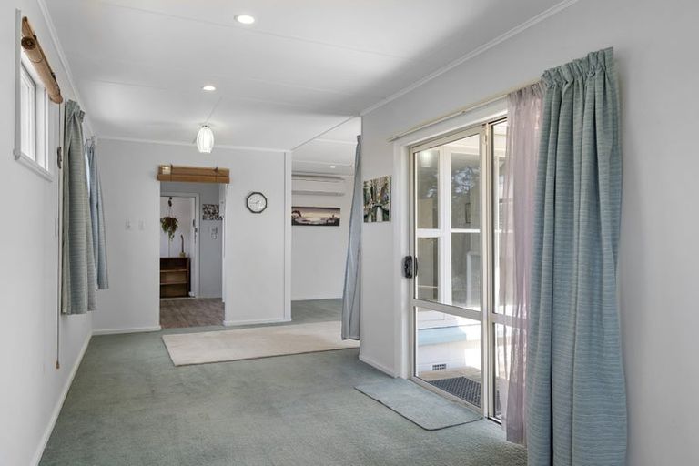 Photo of property in 23 Carisbrooke Street, Aranui, Christchurch, 8061