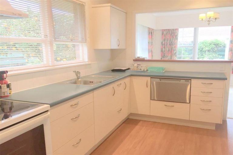 Photo of property in 22 Tupaea Place, Otumoetai, Tauranga, 3110