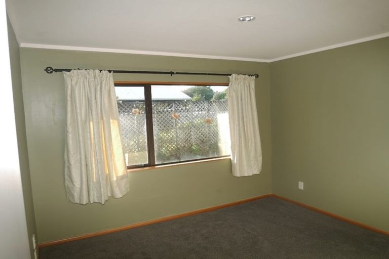 Photo of property in 20 Ngaio Road, Raumati Beach, Paraparaumu, 5032