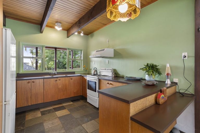 Photo of property in 14 Valley Road, Browns Bay, Auckland, 0630