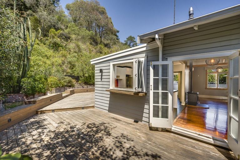 Photo of property in 7 Main Street, Hospital Hill, Napier, 4110