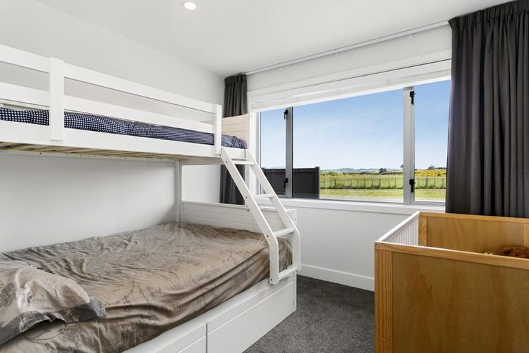 Photo of property in 1 Mahuta Road, Waitahanui, Taupo, 3378