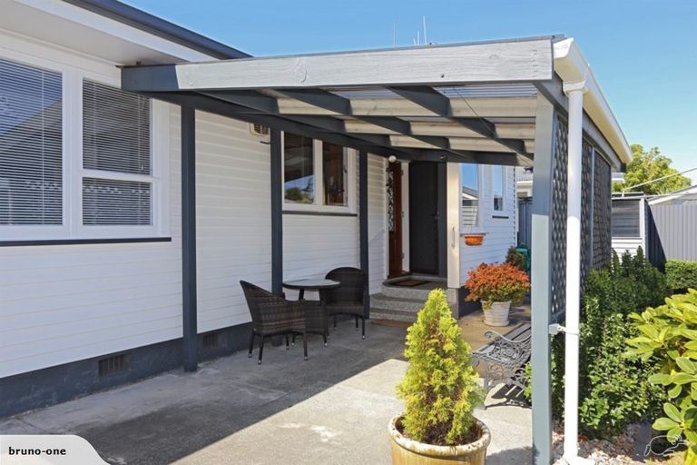 Photo of property in 72 Alexander Avenue, Onekawa, Napier, 4110