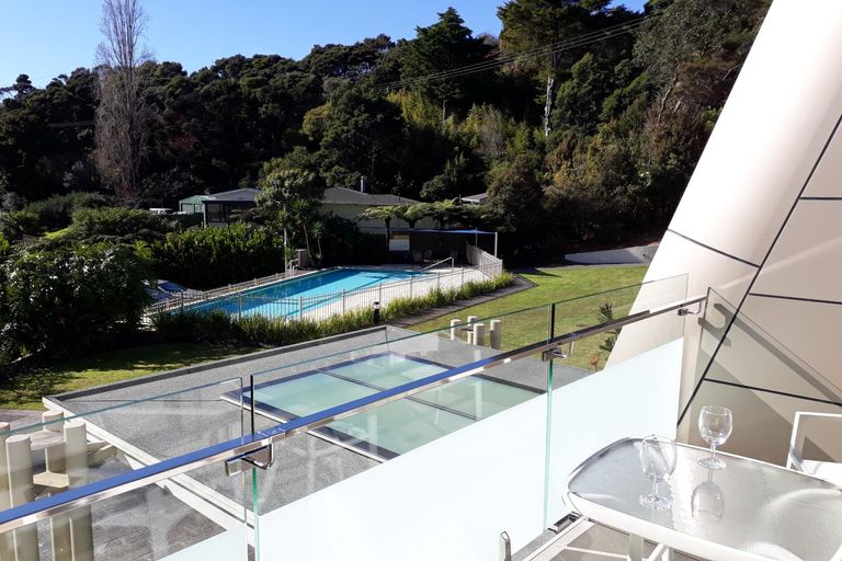 Photo of property in Bridgewater Apartments, 206/7 Te Rangi Cross Road, Paihia, 0200