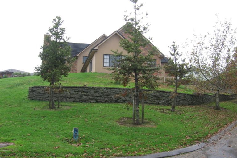 Photo of property in 40 Oakford Park Crescent, Greenhithe, Auckland, 0632