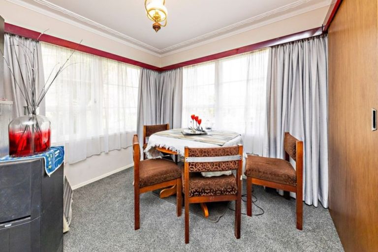 Photo of property in 58 Moncrieff Avenue, Clendon Park, Auckland, 2103