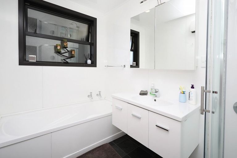 Photo of property in 20 Liemen Street, Otautau, 9610