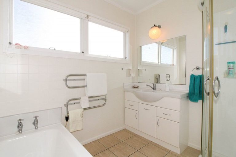 Photo of property in 65 Hillcrest Street, Solway, Masterton, 5810