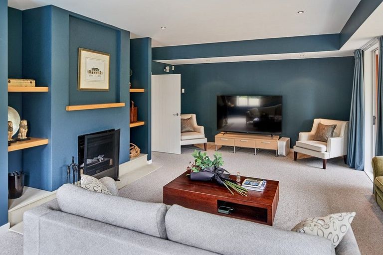 Photo of property in 97 Oxford Street, Martinborough, 5711