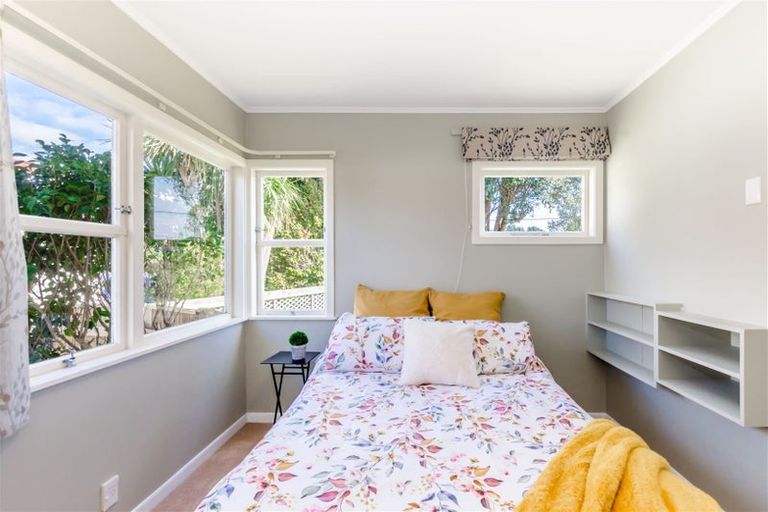 Photo of property in 151 Te Moana Road, Waikanae, 5036