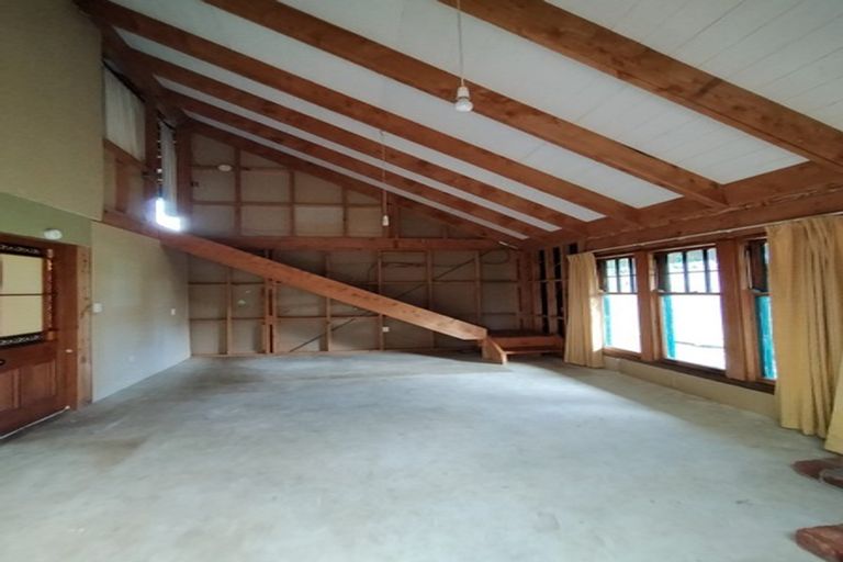 Photo of property in 211 Muhunoa Road West, Ohau, Levin, 5570