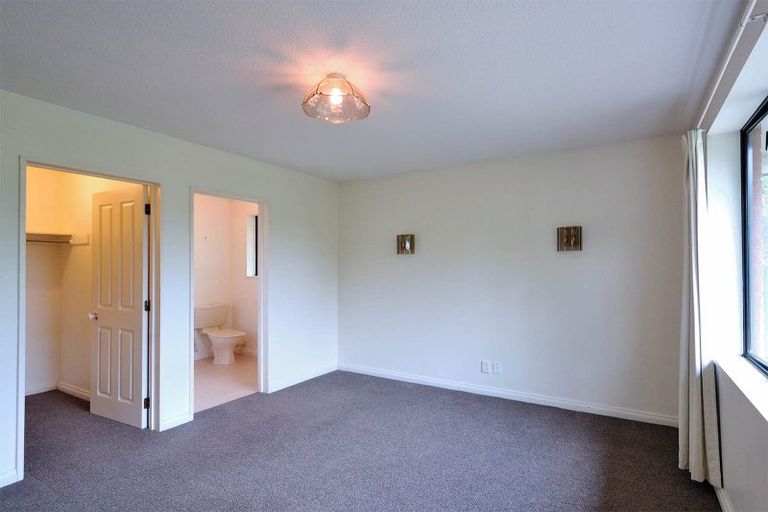 Photo of property in 2/10 Sefton Street, Belfast, Christchurch, 8051