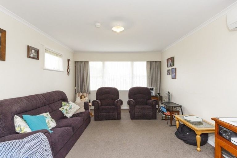 Photo of property in 17 Kaituna Street, Milson, Palmerston North, 4414