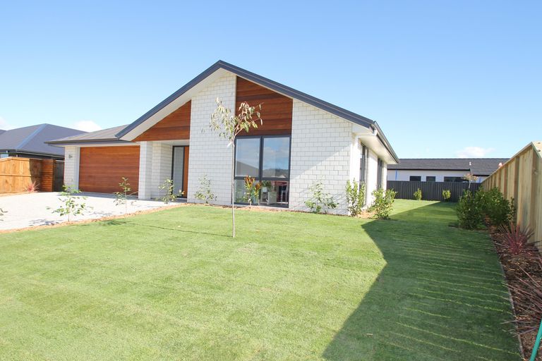 Photo of property in 25 Anderton Crescent, Mosgiel, 9024