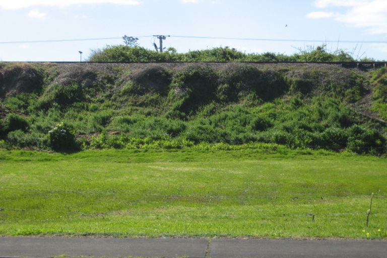 Photo of property in 15 Tawa Street, Edgecumbe, 3120