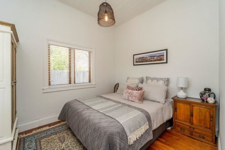 Photo of property in 20a Malcolm Street, Martinborough, 5711