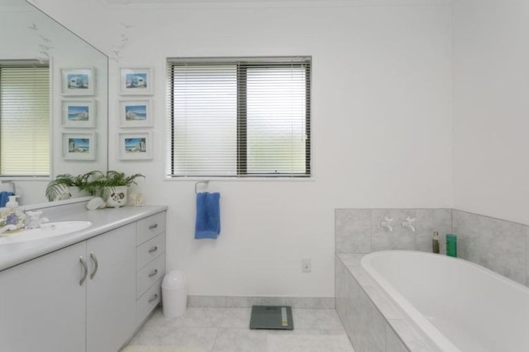 Photo of property in 69 Koha Road, Taupo, 3330