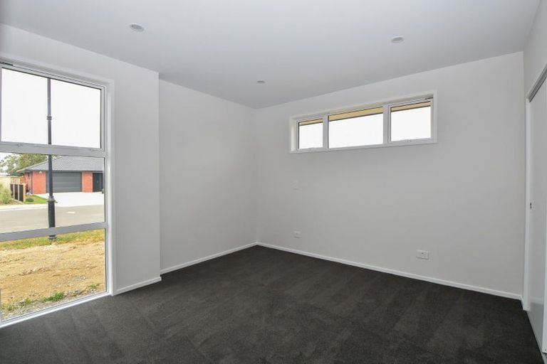 Photo of property in 14 Kakariki Crescent, Carterton, 5713