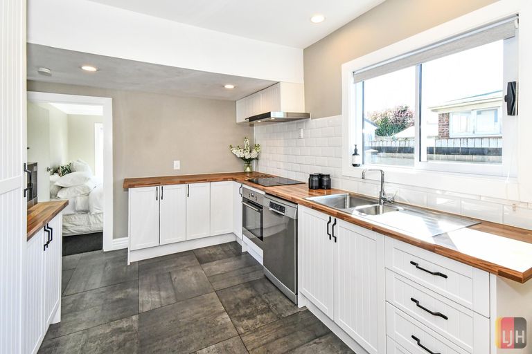 Photo of property in 1/140 Old Wairoa Road, Papakura, 2110