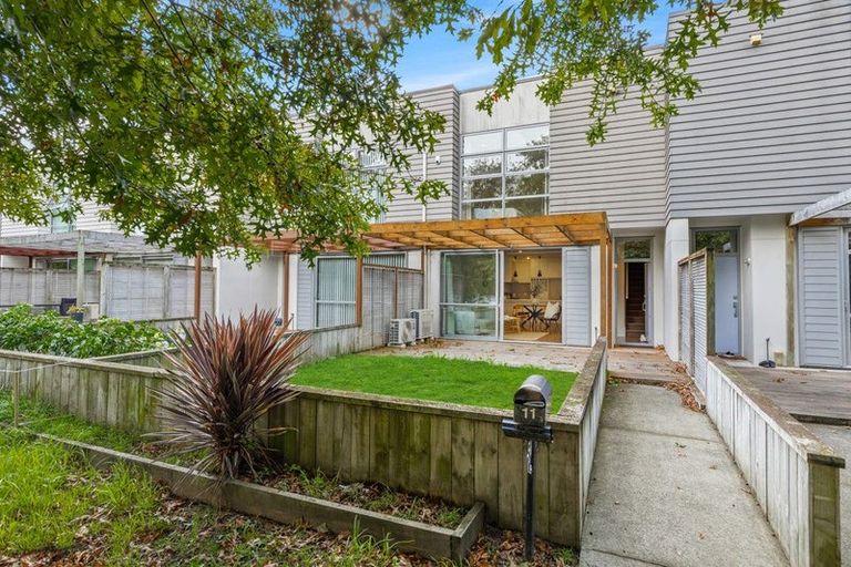 Photo of property in 11 Kauri Drive, Takanini, 2112