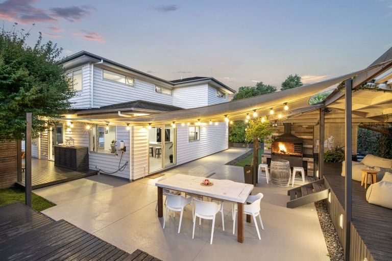 Photo of property in 9 Ruth Craig Place, Stanmore Bay, Whangaparaoa, 0932