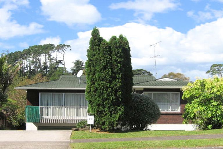 Photo of property in 23 Anna Watson Road, Half Moon Bay, Auckland, 2012