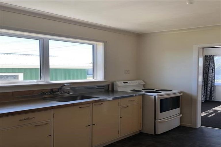 Photo of property in 21 Mako Mako Road, Levin, 5510