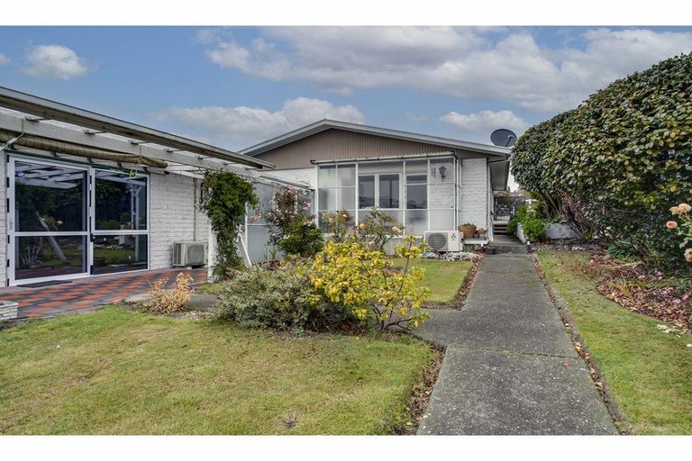 Photo of property in 1-2/8a Douglas Street, Highfield, Timaru, 7910