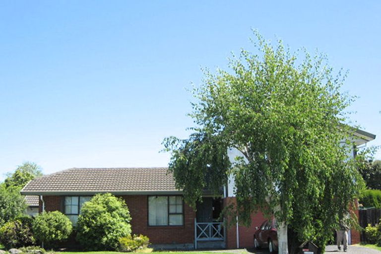 Photo of property in 55 Dunbarton Street, Redwood, Christchurch, 8051