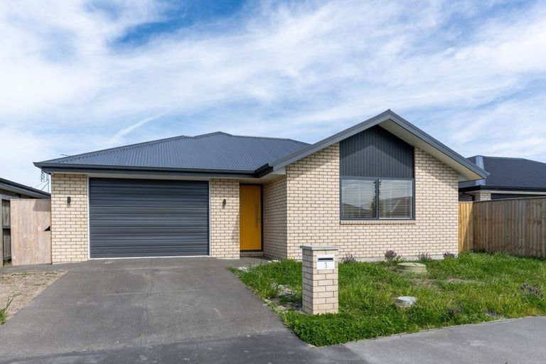 Photo of property in 3 Allied Road, Halswell, Christchurch, 8025