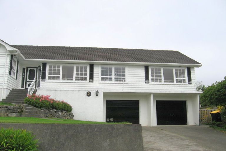 Photo of property in 2 Bede Grove, Tawa, Wellington, 5028