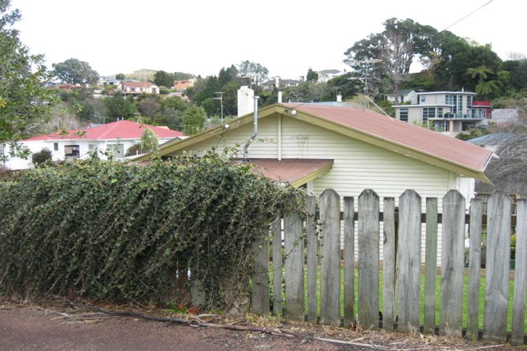 Photo of property in 70 Cutfield Road, New Plymouth, 4310