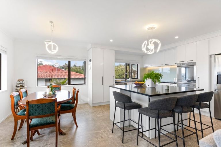 Photo of property in 32 Amante Crescent, Mairangi Bay, Auckland, 0630