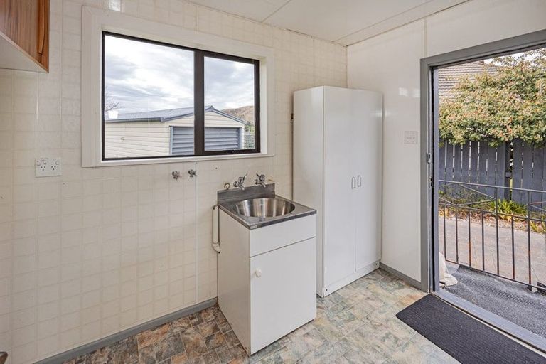 Photo of property in 25 Freyberg Avenue, Kurow, 9435