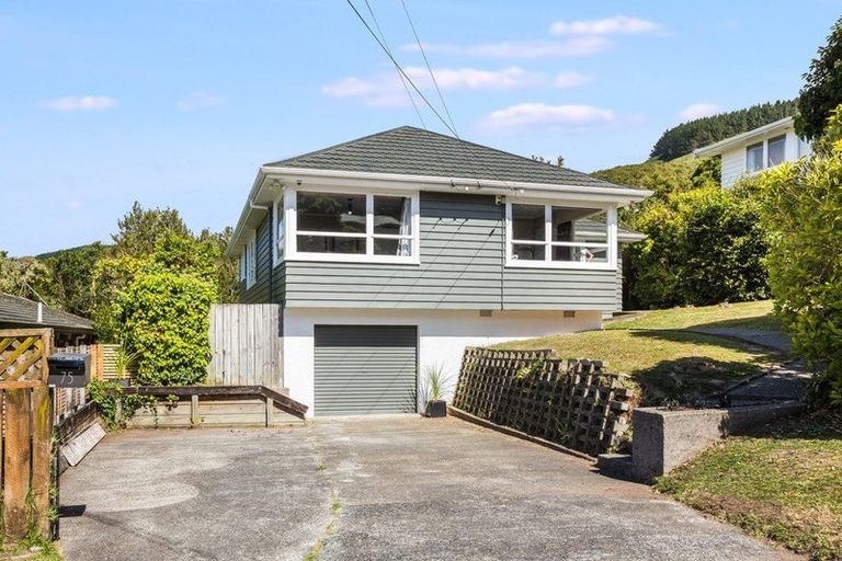 Photo of property in 75 Larsen Crescent, Tawa, Wellington, 5028
