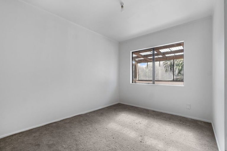 Photo of property in 41 D'oyly Drive, Stanmore Bay, Whangaparaoa, 0932