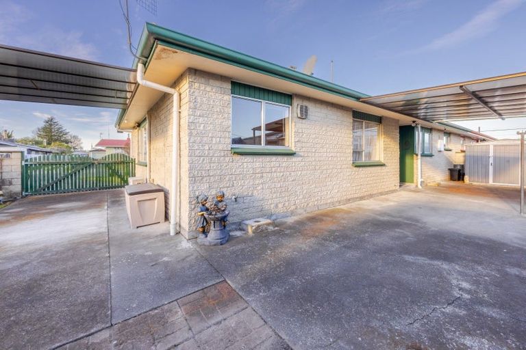 Photo of property in 577-579 Lowe Street, Camberley, Hastings, 4120