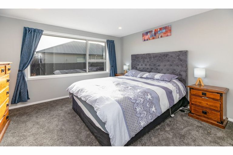 Photo of property in 2/19 Rookwood Avenue, New Brighton, Christchurch, 8083