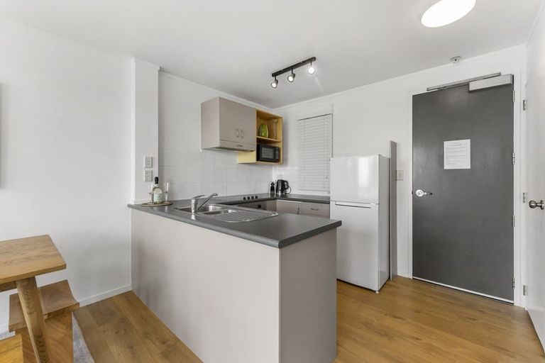 Photo of property in 305/23 Maunganui Road, Mount Maunganui, 3116