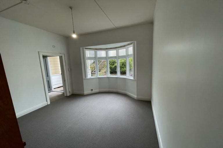 Photo of property in 120 Brougham Street, Mount Victoria, Wellington, 6011