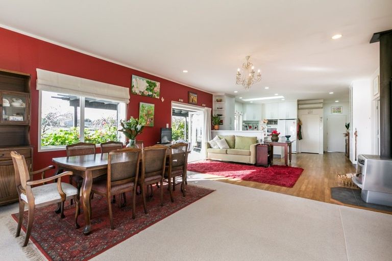 Photo of property in 147 Middle Road, Havelock North, 4130