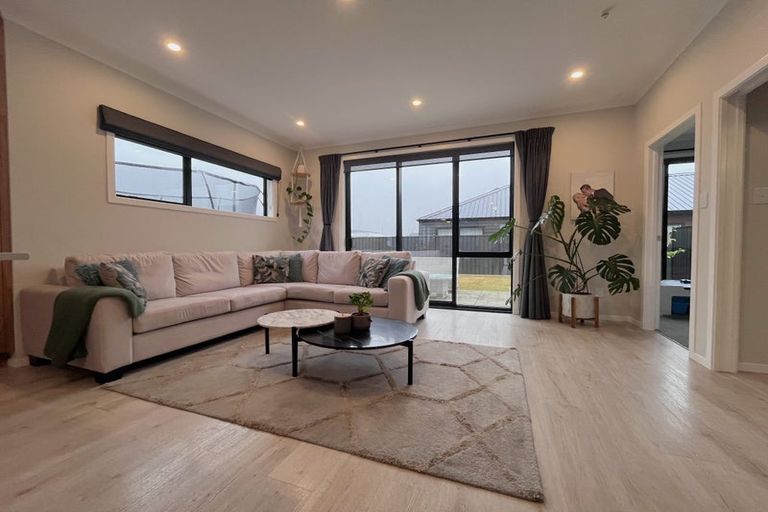 Photo of property in 8 Balmerino Lane, Wallaceville, Upper Hutt, 5018