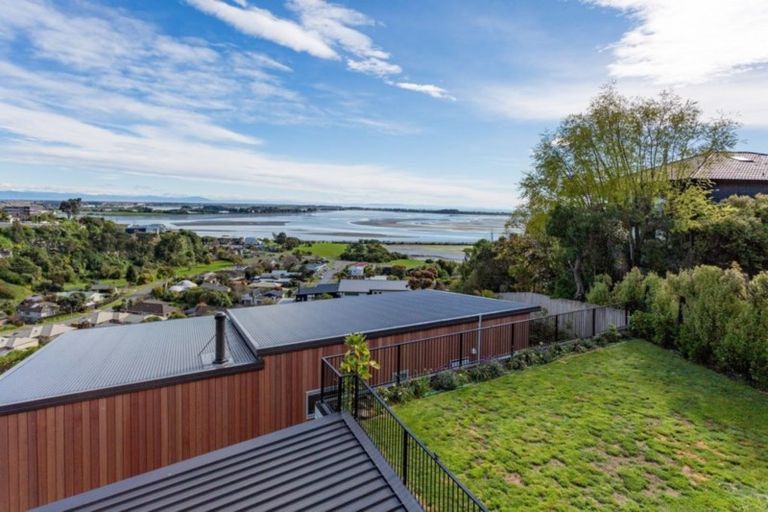 Photo of property in 39 Soleares Avenue, Mount Pleasant, Christchurch, 8081