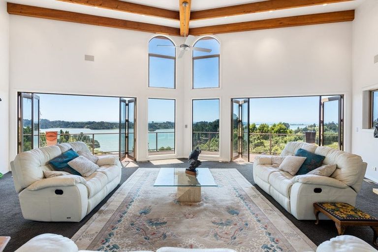 Photo of property in 180 Paparoa Road, Wainui, Whakatane, 3198