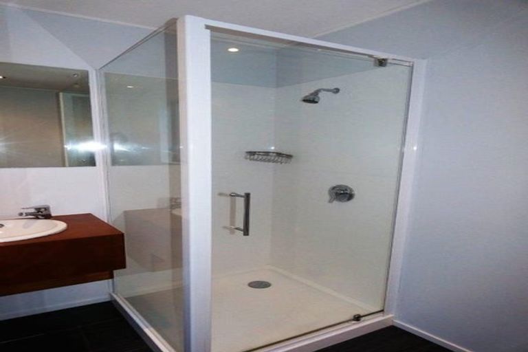 Photo of property in 10/75 Delhi Crescent, Khandallah, Wellington, 6035