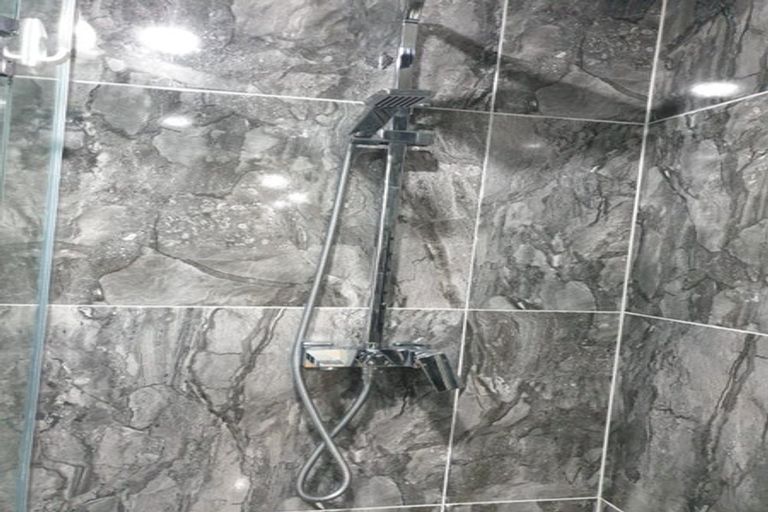 Photo of property in 32 Cooladawson Drive, Flat Bush, Auckland, 2019