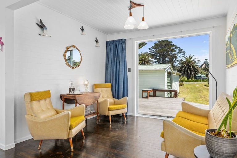 Photo of property in 97 Blue Pacific Parade, Riversdale Beach, Masterton, 5872