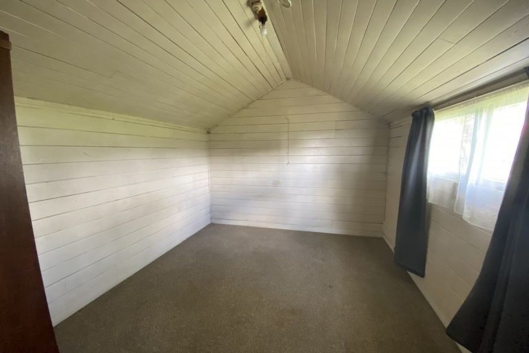 Photo of property in 27 Park Lane, Kaponga, Hawera, 4679